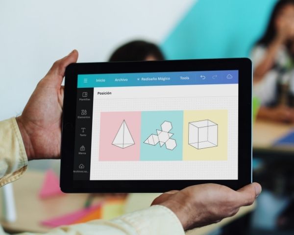 Good online ads created by the help on Canva.